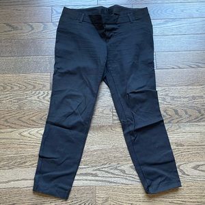 Old Navy Maternity Side Panel Black Pixie Pants Size 6
